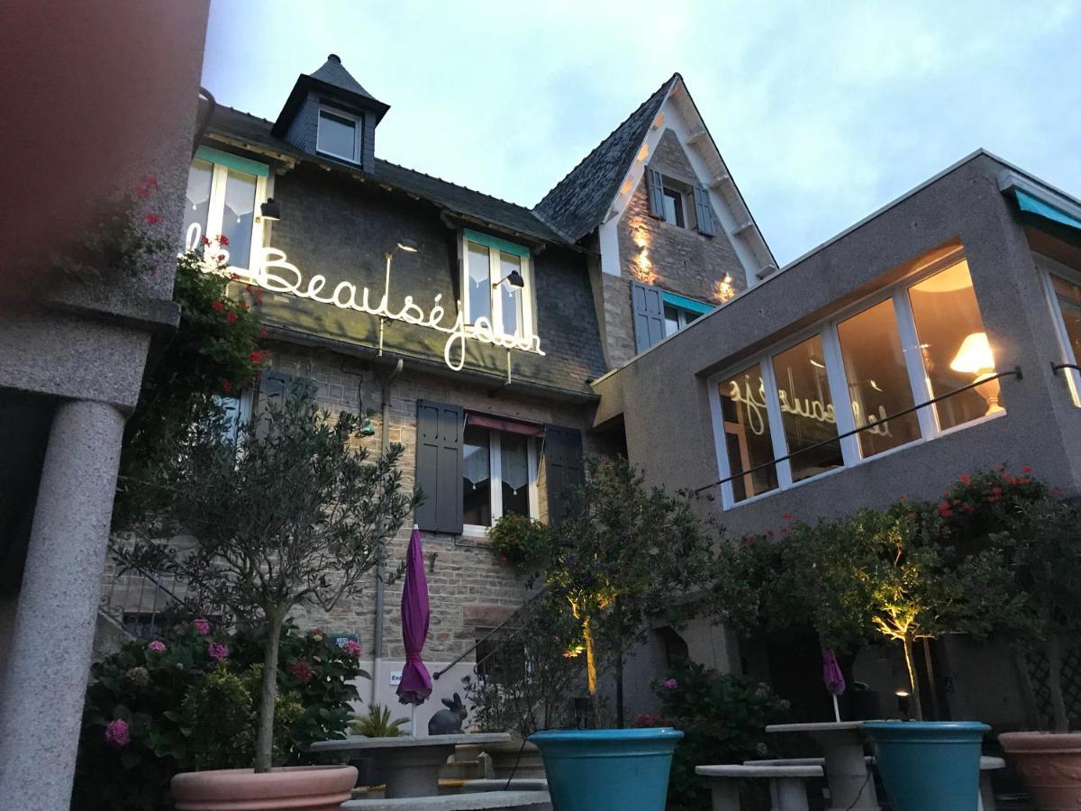 Hotel Logis Beausejour Erquy Exterior photo